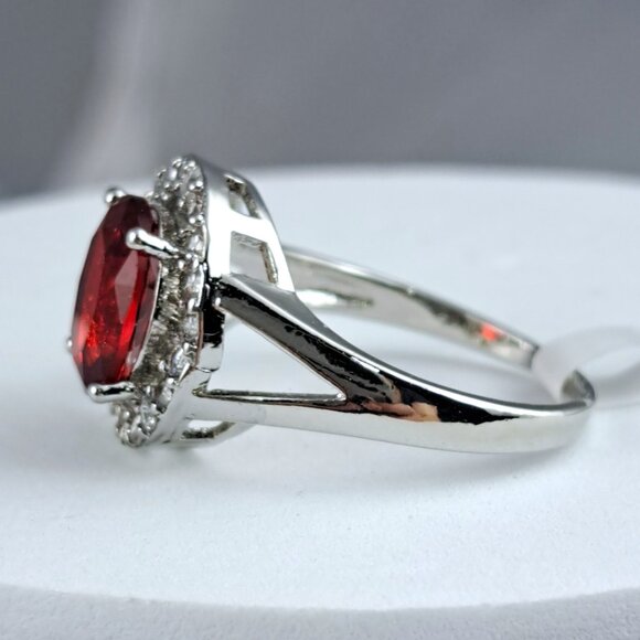 Beautiful 18K White Gold Filled Red Halo Ring - Picture 3 of 4